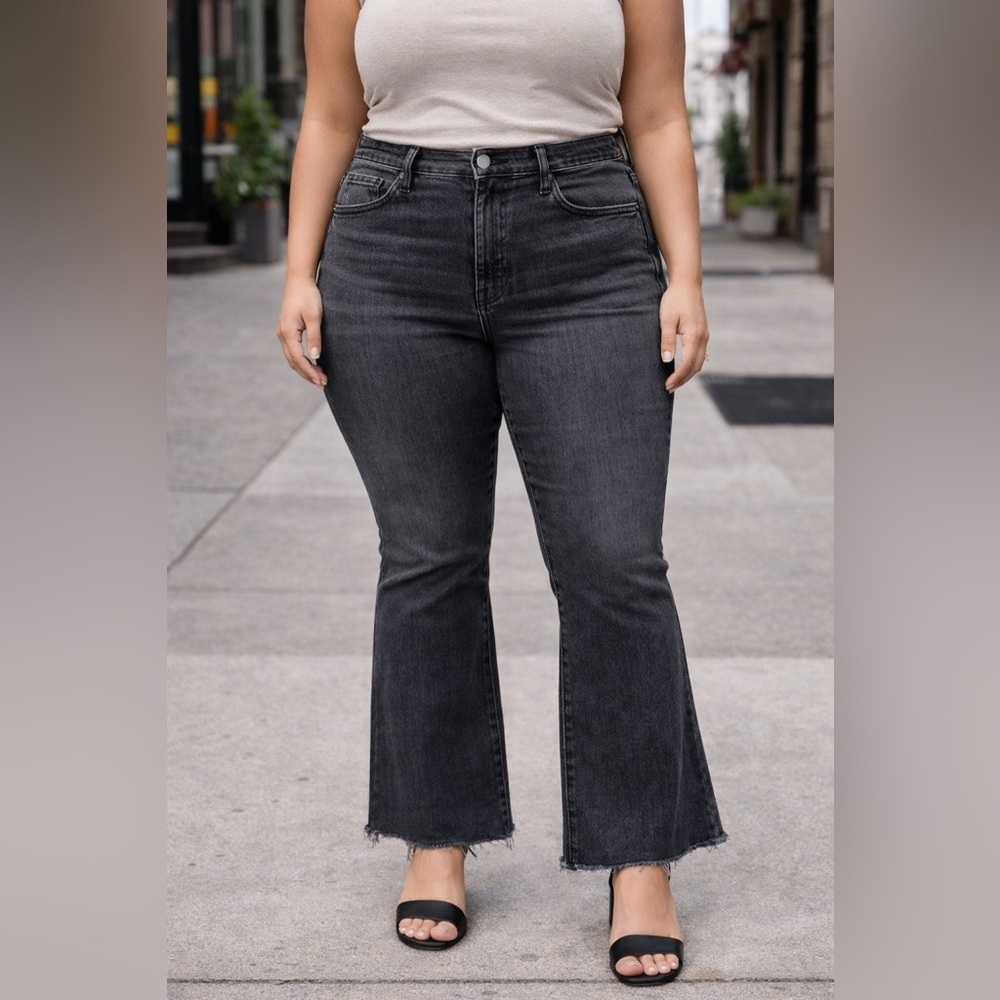 Good American Bootcut Jeans Black High Rise Raw Hem Stretch Denim Women’s 15